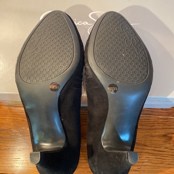 Jessica Simpson Black Suede "KALLY" Ruffled Heels - Picture 8 of 8